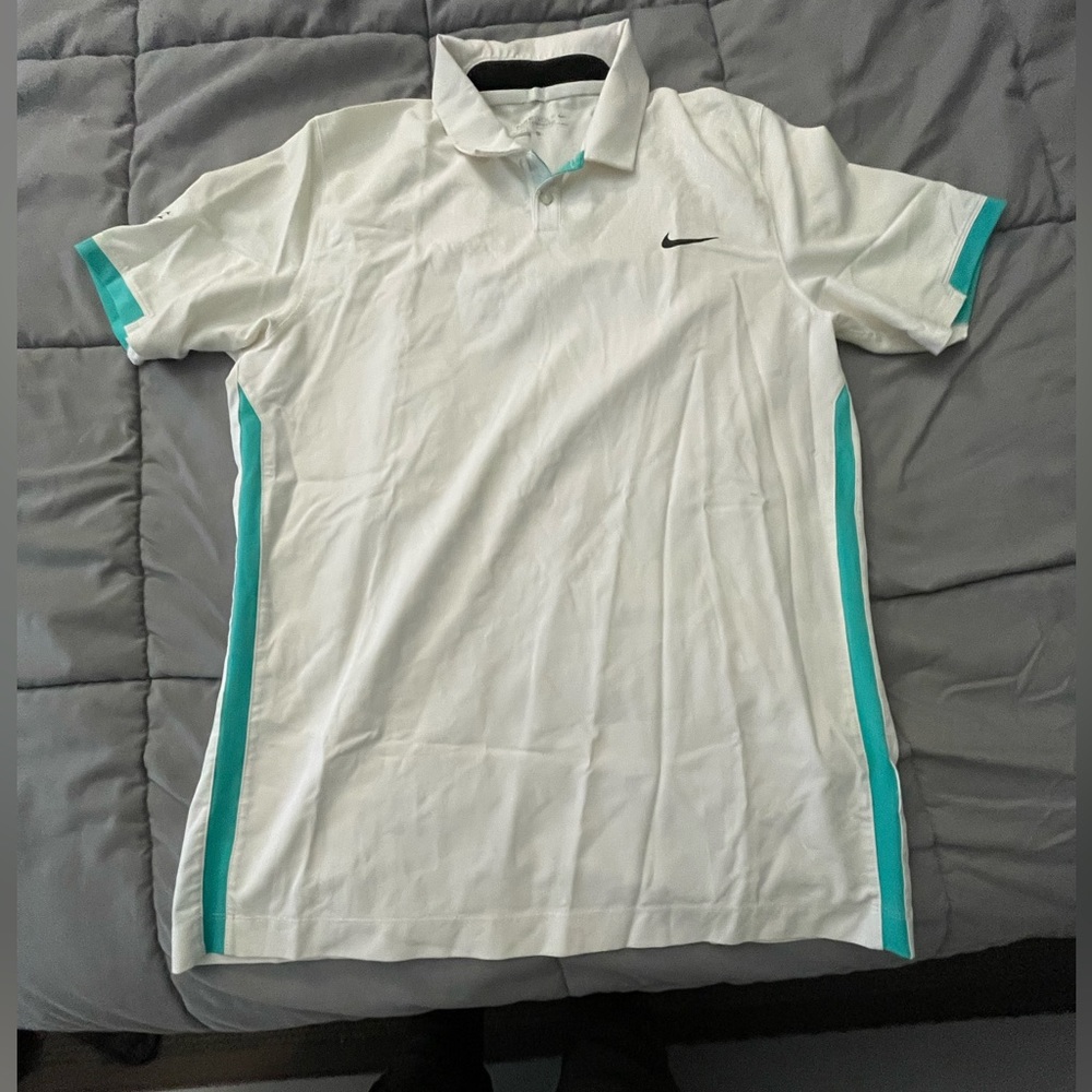 Nike Dri-fit golf shirt Large